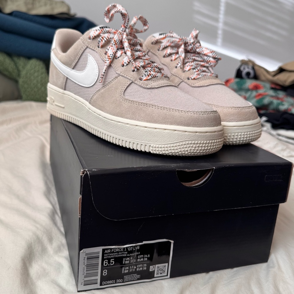 Nike Beige and White Sneakers with Patterned Laces